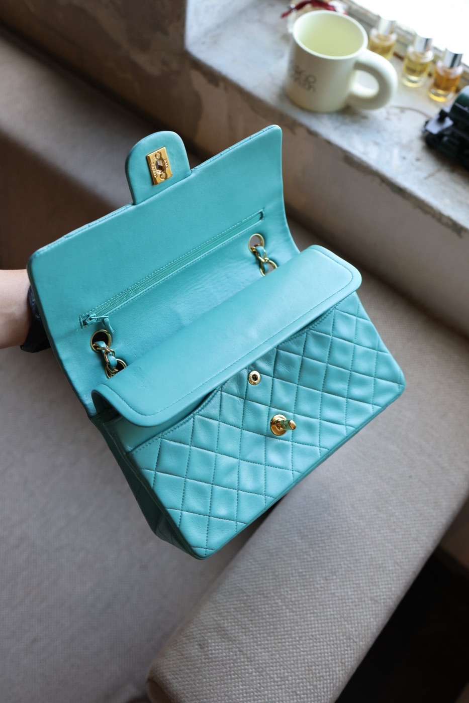 A bag restored at the Margo & Smith atelier